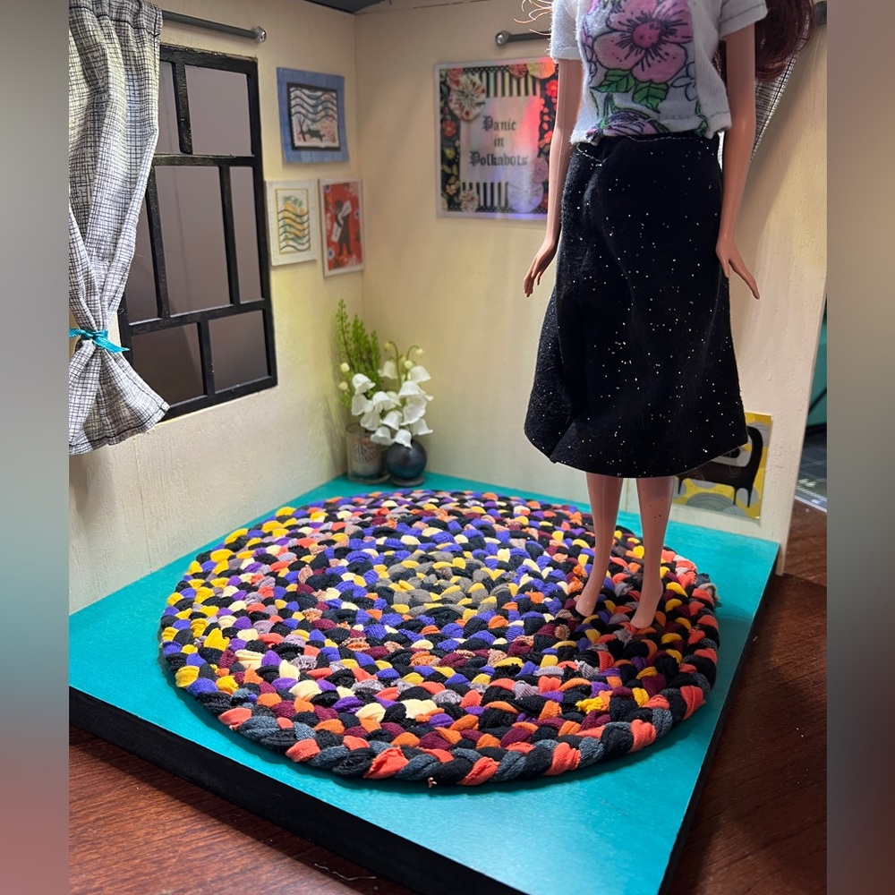 Mini Rug - Sustainable Handbraided - Barbie Dollhouse